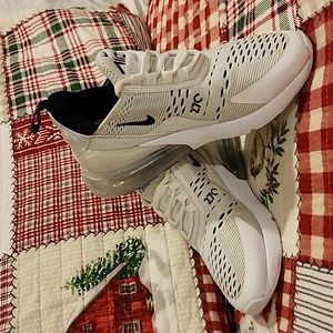 Nike 270 Air Max US 5.5 Euro 36 white